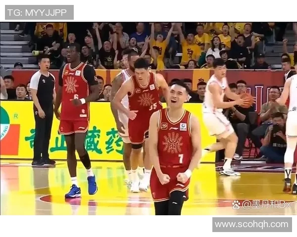 辽宁男篮逆转胜山东男篮,夺得关键胜利